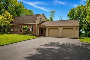 6155 Gibson Rd, Canfield, OH 44406 - Photo 3