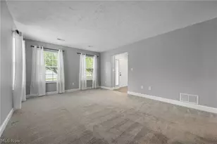 363 Casselberry Pl, Twinsburg, OH 44087 - Photo 5
