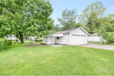 3854 Whippoorwill Lane, Youngstown, OH 44511 - Photo 35