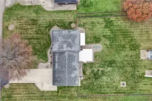 5686 Darletta St SW, Navarre, OH 44662 - Photo 35