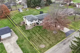 5686 Darletta St SW, Navarre, OH 44662 - Photo 3