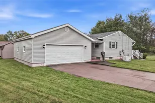 1190 Doris Dr, Hubbard, OH 44425 - Photo 3