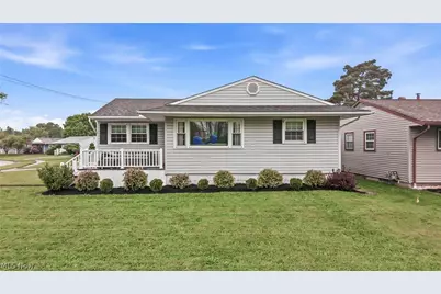 1190 Doris Drive, Hubbard, OH 44425 - Photo 1