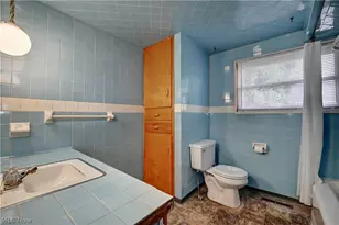 276 Factory St, Sugarcreek, OH 44681 - Photo 17