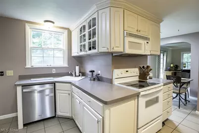 6911 Brookside Road, Independence, OH 44131 - Photo 9