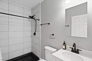 34592 Braemore Dr, North Ridgeville, OH 44039 - Photo 35