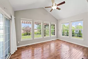 34592 Braemore Dr, North Ridgeville, OH 44039 - Photo 9
