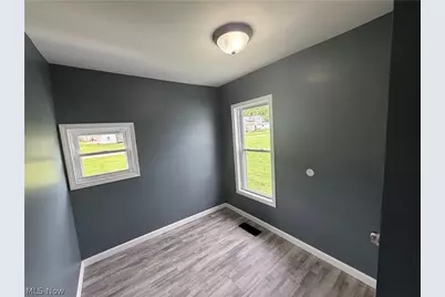 2127 Hoge Avenue, Zanesville, OH 43701 - Photo 17