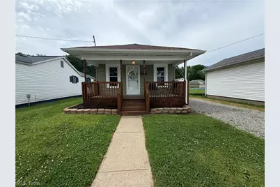 2127 Hoge Avenue, Zanesville, OH 43701 - Photo 1