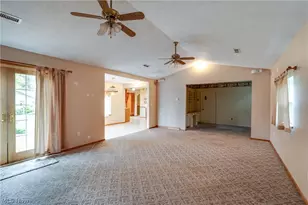 3660 Logan Cir, Akron, OH 44319 - Photo 7