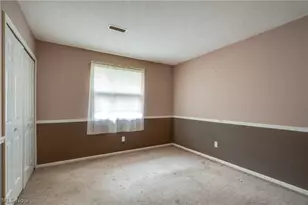3660 Logan Cir, Akron, OH 44319 - Photo 13