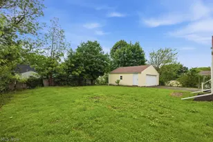 359 High Grove Blvd, Akron, OH 44312 - Photo 35