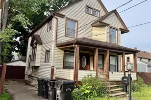 828 Broad St, Elyria, OH 44035 - Photo 3