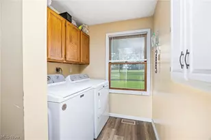 18746 Baird Rd, Wellington, OH 44090 - Photo 13