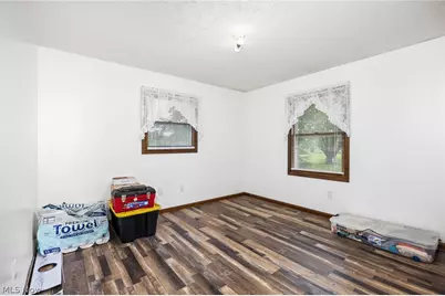 18746 Baird Road, Wellington, OH 44090 - Photo 9