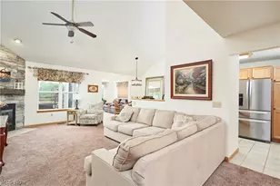995 Bristol Dr, Akron, OH 44312 - Photo 5