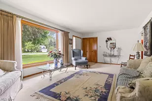 5849 Iva Dr, Akron, OH 44319 - Photo 5
