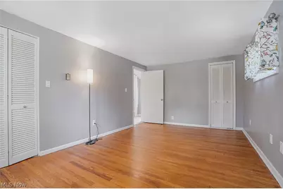 4160 Columbia Road, North Olmsted, OH 44070 - Photo 33