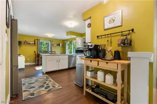 6250 Woodmoor Ave NW, Canton, OH 44718 - Photo 9