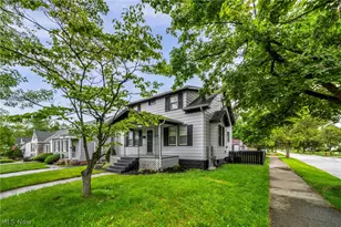 1603 Winchester Rd, Lyndhurst, OH 44124 - Photo 3