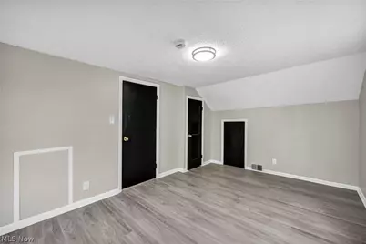 1603 Winchester Road, Lyndhurst, OH 44124 - Photo 25