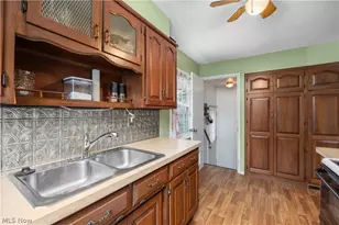 610 Princeton Ave, Elyria, OH 44035 - Photo 13