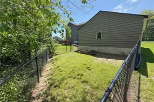 151 Pine St, Leetonia, OH 44431 - Photo 5