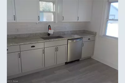 3912 Oak Park Avenue, Loveland, OH 44109 - Photo 7