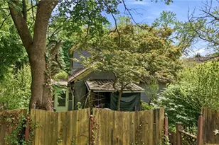 341 Canton St, East Liverpool, OH 43920 - Photo 5