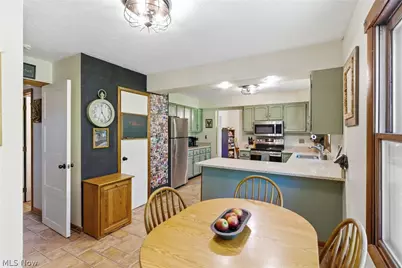 2951 River Glen Dr, Austinburg, OH 44010 - Photo 11
