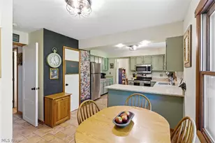 2951 River Glen Dr, Austinburg, OH 44010 - Photo 11
