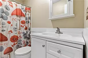 2951 River Glen Dr, Austinburg, OH 44010 - Photo 21