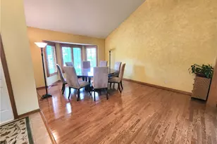 7278 Winchester Dr, Solon, OH 44139 - Photo 3