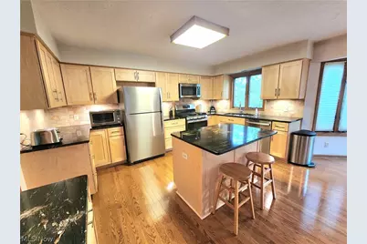 7278 Winchester Drive, Solon, OH 44139 - Photo 9