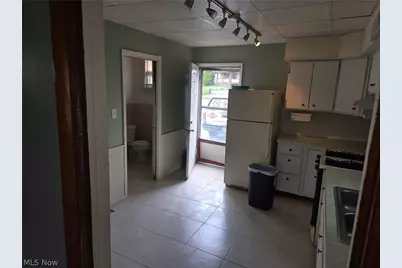 133 Parkway Street, Struthers, OH 44471 - Photo 21