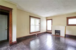 227 S Balch St, Akron, OH 44302 - Photo 5