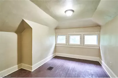 227 S Balch Street, Akron, OH 44302 - Photo 23