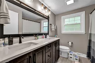 16561 N White Oaks Dr, Strongsville, OH 44136 - Photo 35