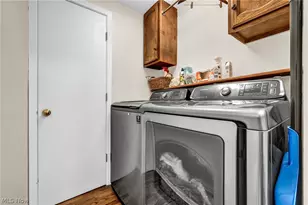16561 N White Oaks Dr, Strongsville, OH 44136 - Photo 23