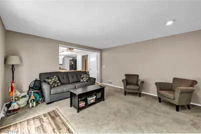 16561 N White Oaks Drive, Strongsville, OH 44136 - Photo 7