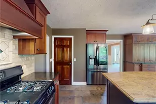 8166 Washington Ave, North Royalton, OH 44133 - Photo 13