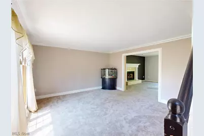 8166 Washington Avenue, North Royalton, OH 44133 - Photo 3