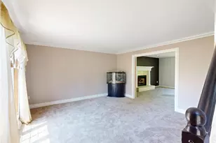 8166 Washington Ave, North Royalton, OH 44133 - Photo 3