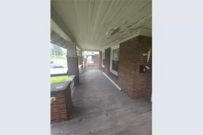 105 W Ely Street, Alliance, OH 44601 - Photo 5
