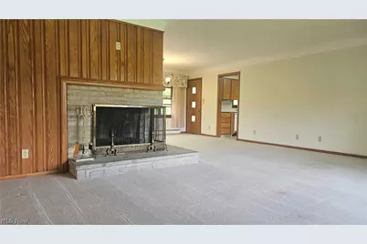 11290 Colburn Road, Concord Twp, OH 44077 - Photo 9