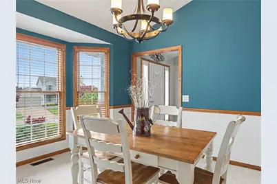 568 Breiton Circle, Barberton, OH 44203 - Photo 11
