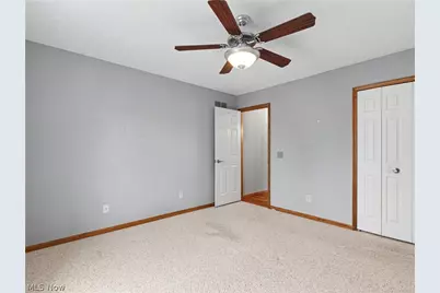 568 Breiton Circle, Barberton, OH 44203 - Photo 19
