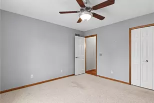 568 Breiton Cir, Barberton, OH 44203 - Photo 19