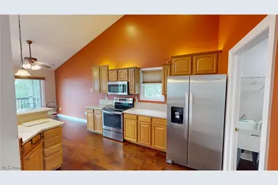 897 Stonewater Drive, Kent, OH 44240 - Photo 13