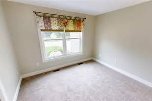 897 Stonewater Dr, Kent, OH 44240 - Photo 25